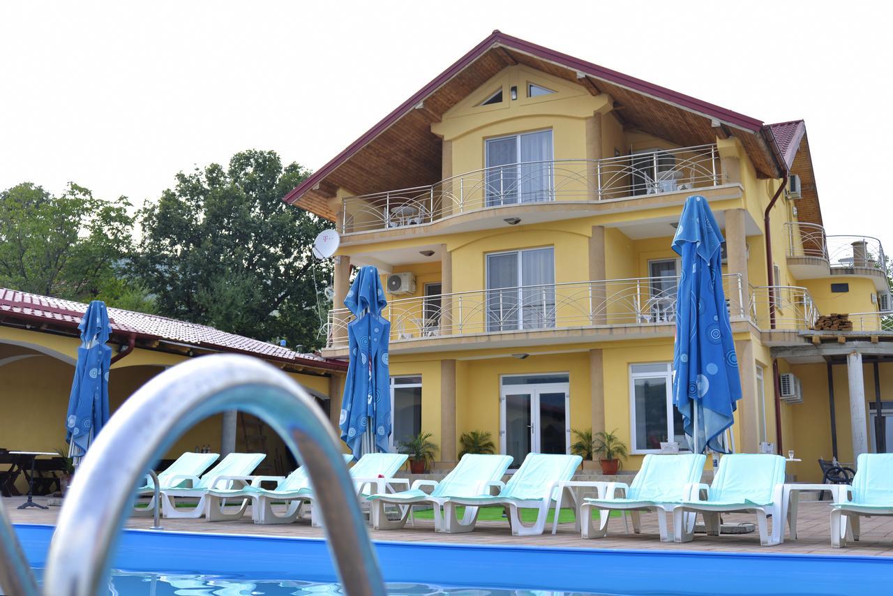 Готель Casa Marina Єшелніца Екстер'єр фото